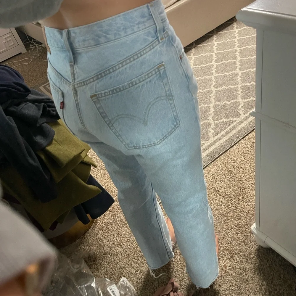 Levi's 501 Light Blue - Picture 5 of 14